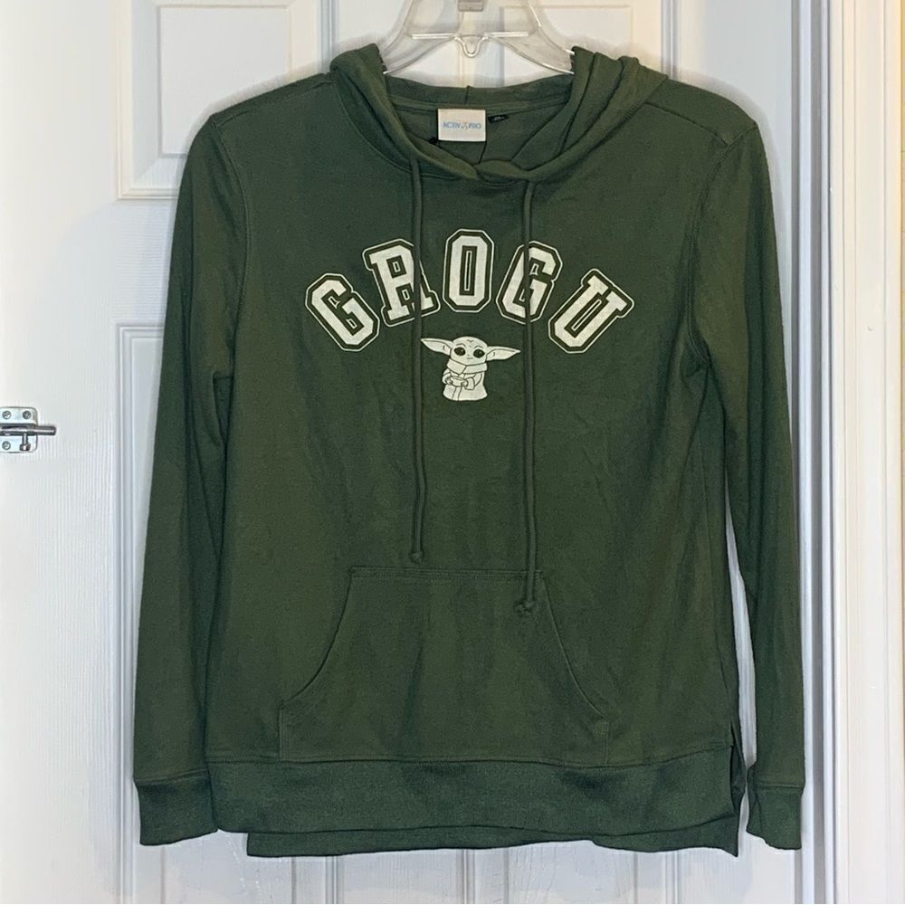 Star Wars Grogu The Child May the Force Be With You Sweatshirt Size Small